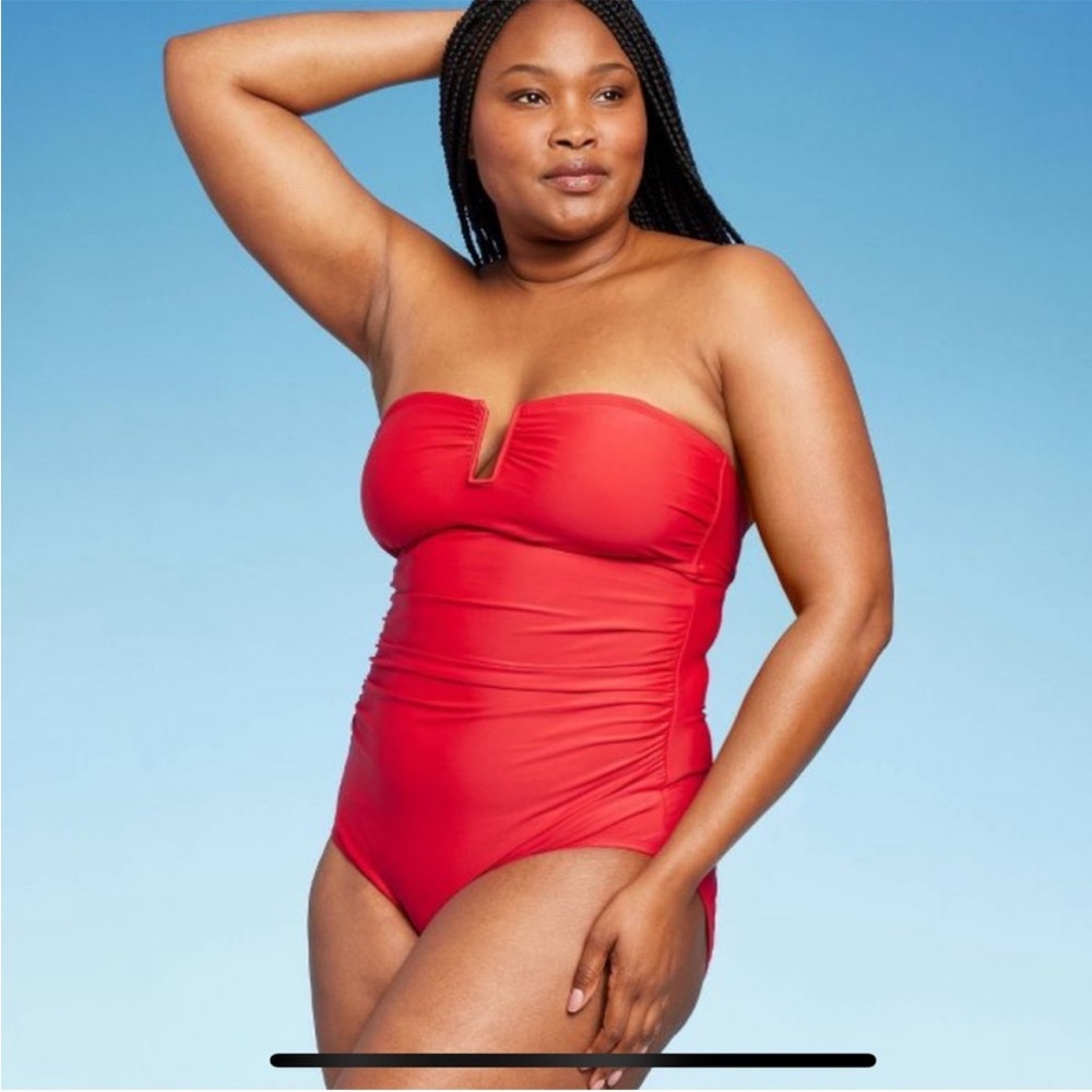 Kona Sol U Wire full coverage one piece swimsuit size 14